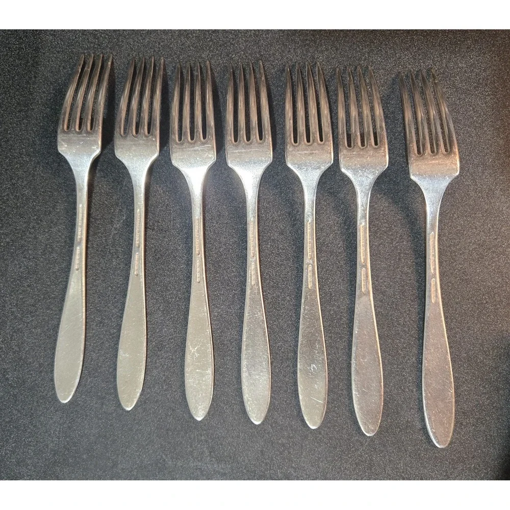 7 pc Oneida Reverie Dinner Forks Silverplate Nobility Plate Silverware Flatware